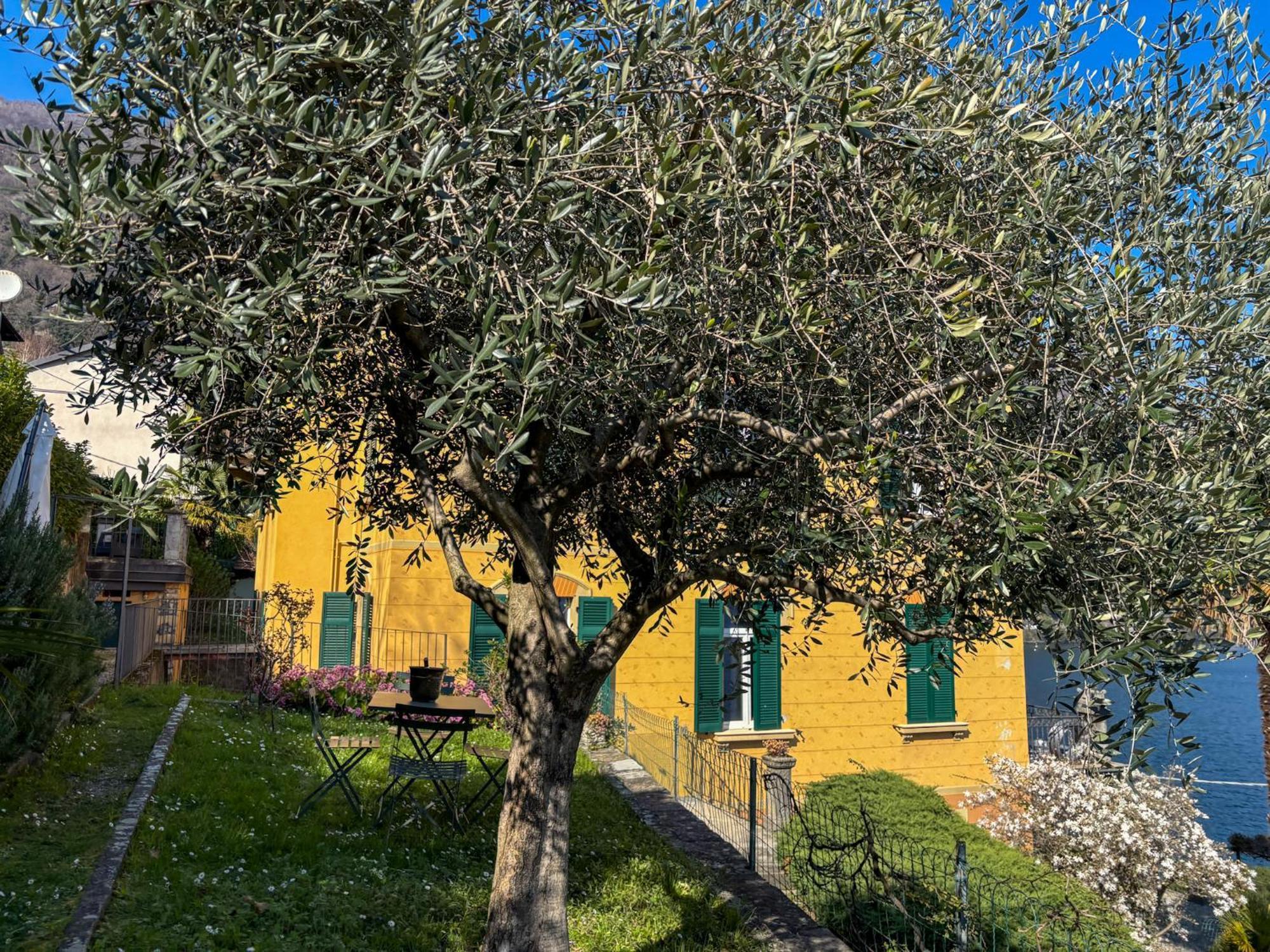 Villa Peroni Argegno - View House Buitenkant foto